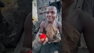 A gift from the bush#gift#friendship#funny #eating