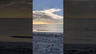 Ocean waves short morning meditation