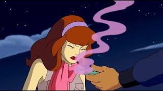 Daphne Blake  Sleeping gas ,unconscious