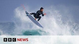 Australia's $2bn surfing industry 'needs protection' | BBC News