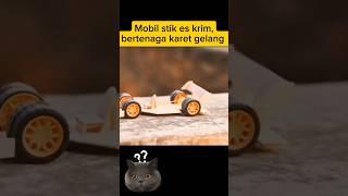 mobil ini bertenaga karet loh... #idecreatif #diyprojects #idecreative #diytoys