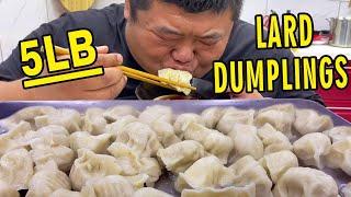 Fat brother bought 3 pounds of lard to make dumplings, and the whole family was full!