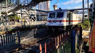 30204 SEALDAH WAP-7 moving light towards NAIHATI Jn for LOCO PILOT training purpose