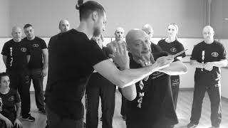 I.K.M.O. Krav Maga WorkShop G.M. Marco Morabito - difesa coltellata circolare corta