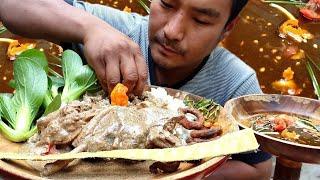 chicken with perilla seeds || fermented mustard leaf paste soup || pig intestine || kents vlog.