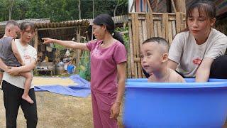 Huong brought his son back to his mother - And took care of her