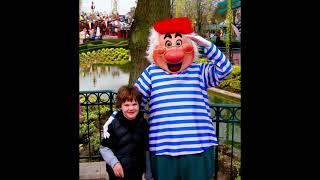 My first EVER trip to Disneyland Paris! (Photo vlog, from 2006!)