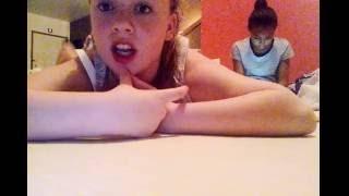 What's in my mouth challenge (alysia McMinn and Alicia reed)part 1