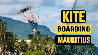 Kiteboarding in Mauritius // Twintip & Surfboard