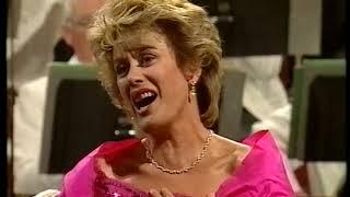 LAST NIGHT OF THE PROMS  - with Kiri Te Kanawa in 1992