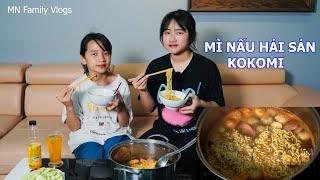 Hồng Anh và Thùy Giang Nấu Mì Hải Sản Kokomi Với Xúc Xích, Viên Cá Chiên - Combo Bữa Sáng Và Trưa