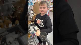 Shopping in Eason, Ireland #shopping #shoppingvlog #cooldavid