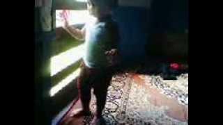 Lihat bebek bergoyang