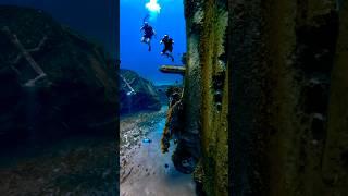 Diving Around Underwater Treasure #diving #ocean #treasure #shortvideo #viralshorts #travel #ai