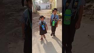 school jate hue chote bache #school #paidal #cute #youtube #shorts 