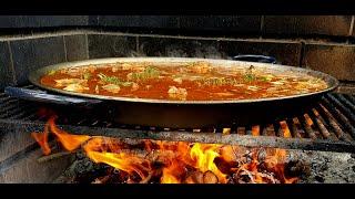 Auténtica Paella Valenciana a Leña y Truco para poner el agua exacta