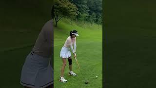 좋은 에너지로 펄펄 날아다니는예쁜여자골퍼 Great swing#golf 김제인프로 Kim jane #후아유골프tv #골프 #골프레슨