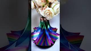  Prepare to be dazzled by this colorful 3D printed vase that's redefining home decor! #3dprint