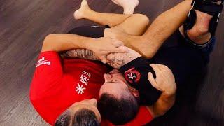 Wing Tsun Ground Work vs BJJ Blackbelt