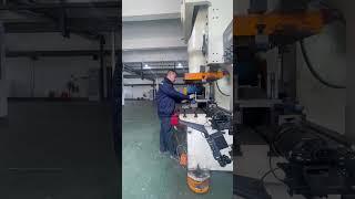 Stamping level  type load binder
