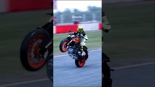 KTM DUKE R Superbike King Of Road king of speed #shorts