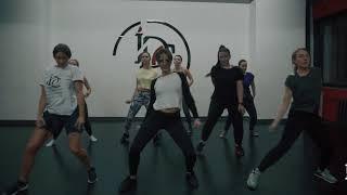 Reggaeton by GENRIETTA FECHOVA | International Dance Center