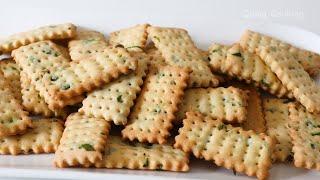 No sugar! I made this delicious crackers every week