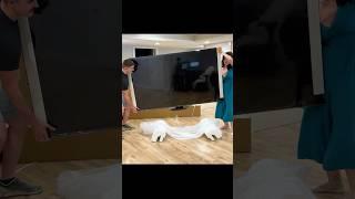 This New Mini LED TV is Wild (Hisense 85U8N)