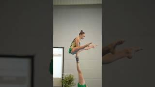 OMG..amazing balance from this women's group...... #acrobatic #circus  #gymnasticsgirl