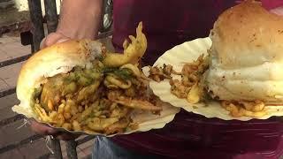 Ashok Vada Pav / Near Kirti College/ Dadar