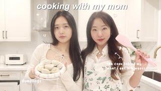 cooking with my MOM: making dumplings, tteokbokki & gimbap (finally!)