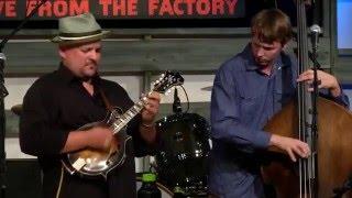 Pretty Woman - Frank Solivan and Dirty Kitchen - Music City Roots