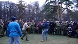 ‪Дхарма Марга против Бузы, спаринг на ножах (2007).mp4