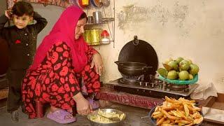 Village Traditional Winter Food | Homemade Guava | Aloo Fry Chips | Village Sham