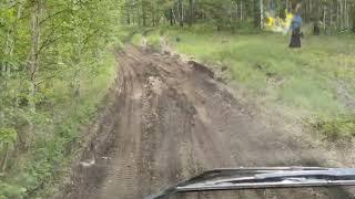 Volvo лесовоз. Буксуем на сухой земле