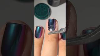 Trending: Chrome Nails #nailart #fallnails #nailarttutorial #nailpolish #easynailart #chromenails