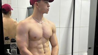 Young Guy flexing muscles | muscle worship