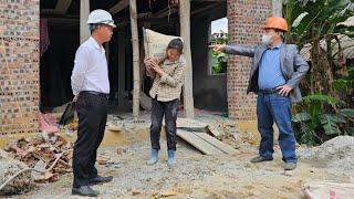 A Single Mother’s Hard Work at Construction Site – Engineer Steps In to Help!