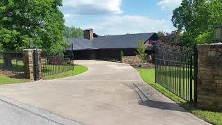 Duggar Mansion For Sale in Springdale