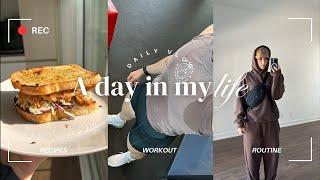 DAY IN A LIFE | Meals, Hair Talk, Cardio and Abs, TV Shows