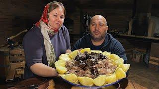 Beshbarmak – The Legendary Taste of the Steppes!