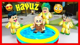 ANNEM BANA HAVUZ YAPTI ZENGİNLER KISKANDI  ROBLOX BROOKHAVEN HİKAYE