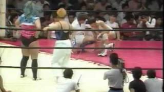 AJW - Bull Nakano & Bat Yoshinaga vs Akira Hokuto & Sakie Hasegawa (2/2)
