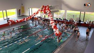 Im Stadtbad Pößneck fand das 10. Wasserfest statt. Pünktlich 10 Uhr am Samstag gings los.