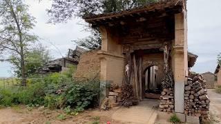 ONE YEAR | Completely Renovating a Stone Cabin Abandoned for 200 years ~ Start to Finish ▶ 2