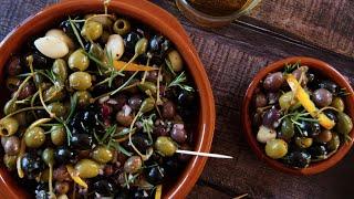 Marinated Olives Spanish-Style (Easy 5-Minute Tapas Recipe)