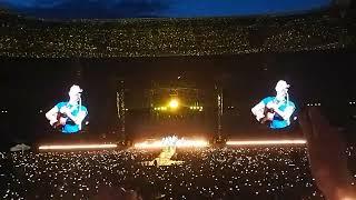 Coldplay 'Yellow" live Lyon 22-06-2024