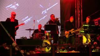 Latino Guns live in Akbulak, Move like Jagger