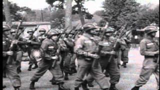 US 101st Airborne Division guards arrive at Little Rock High School during Operat...HD Stock Footage