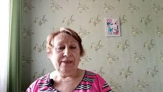 А как жили, во что одевались? Гордились достижениями страны.